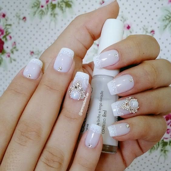 unhas de noiva